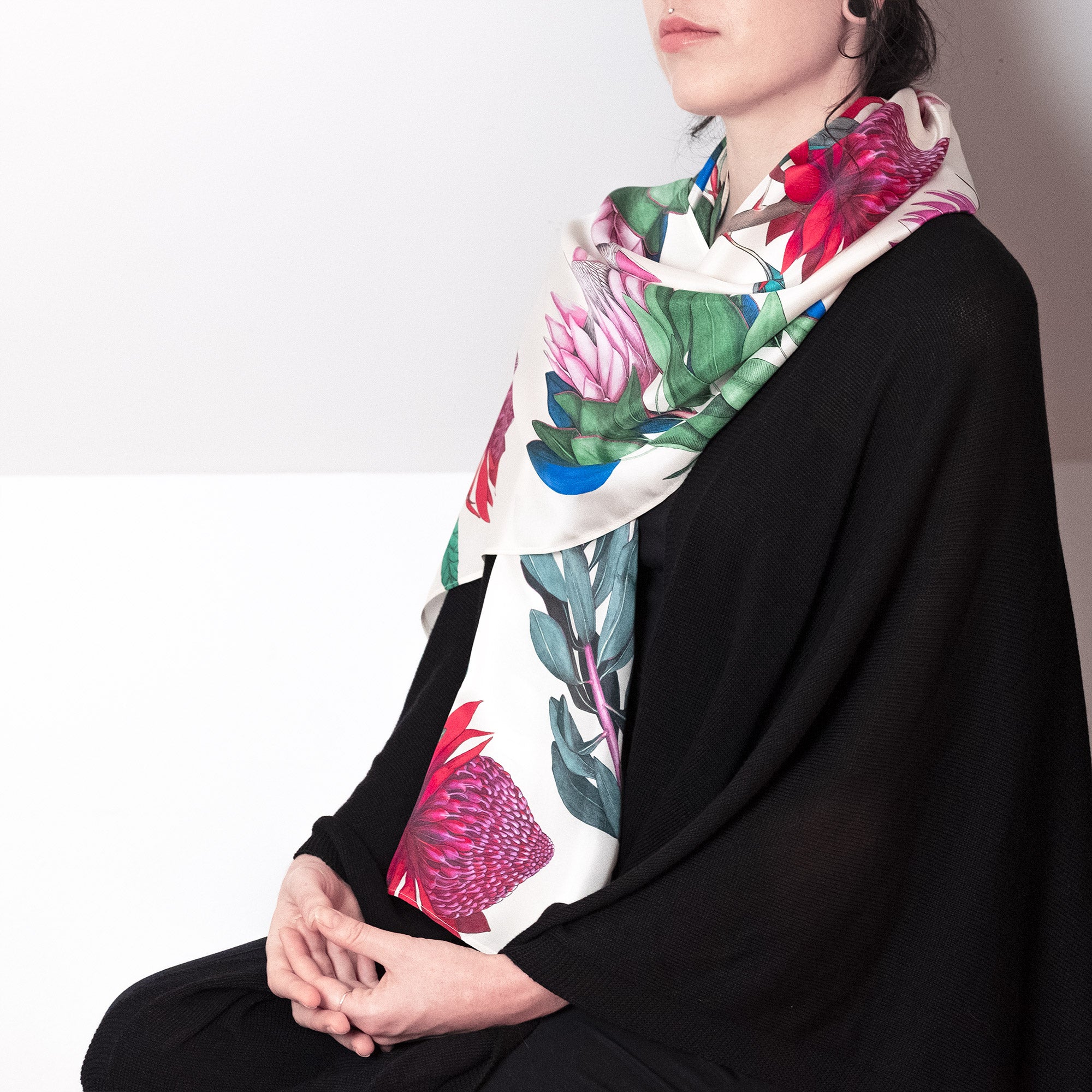 Botanic silk scarf - Protea Flora (cream)