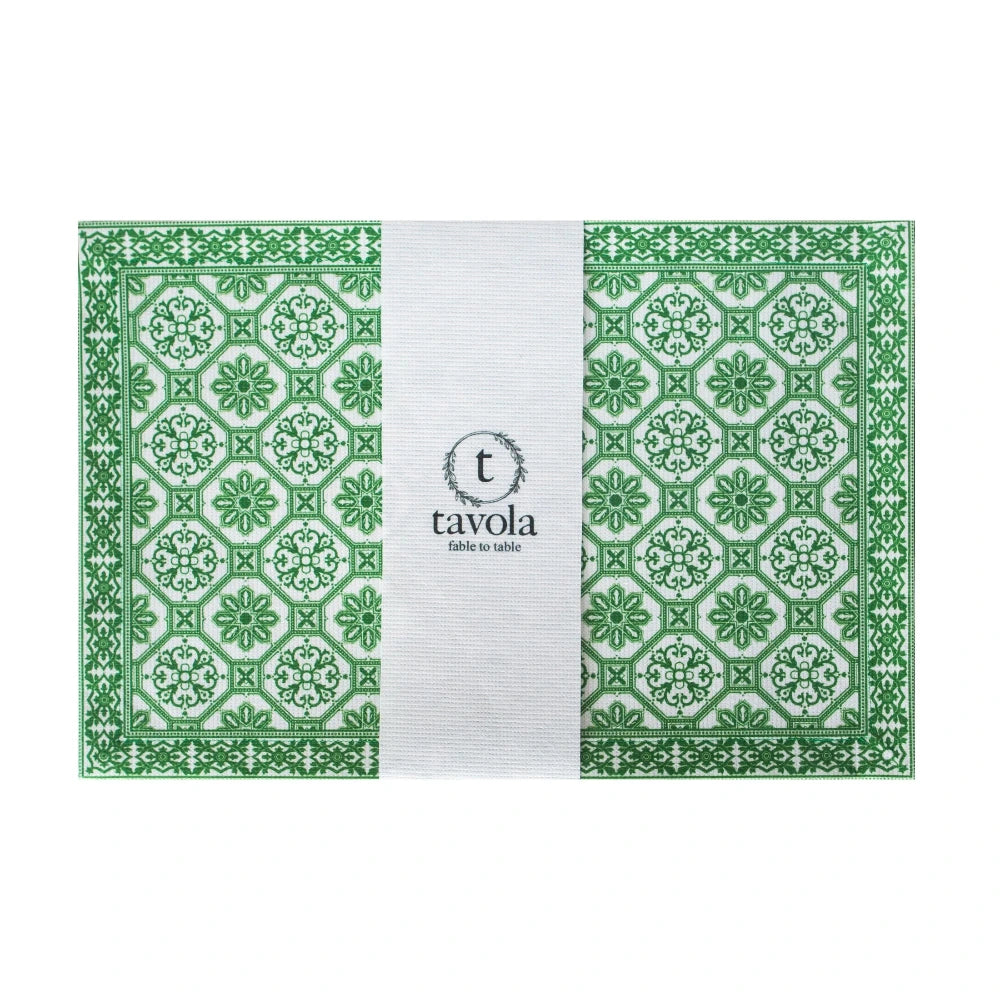 Green patterned placemat with Tavola logo on a white background