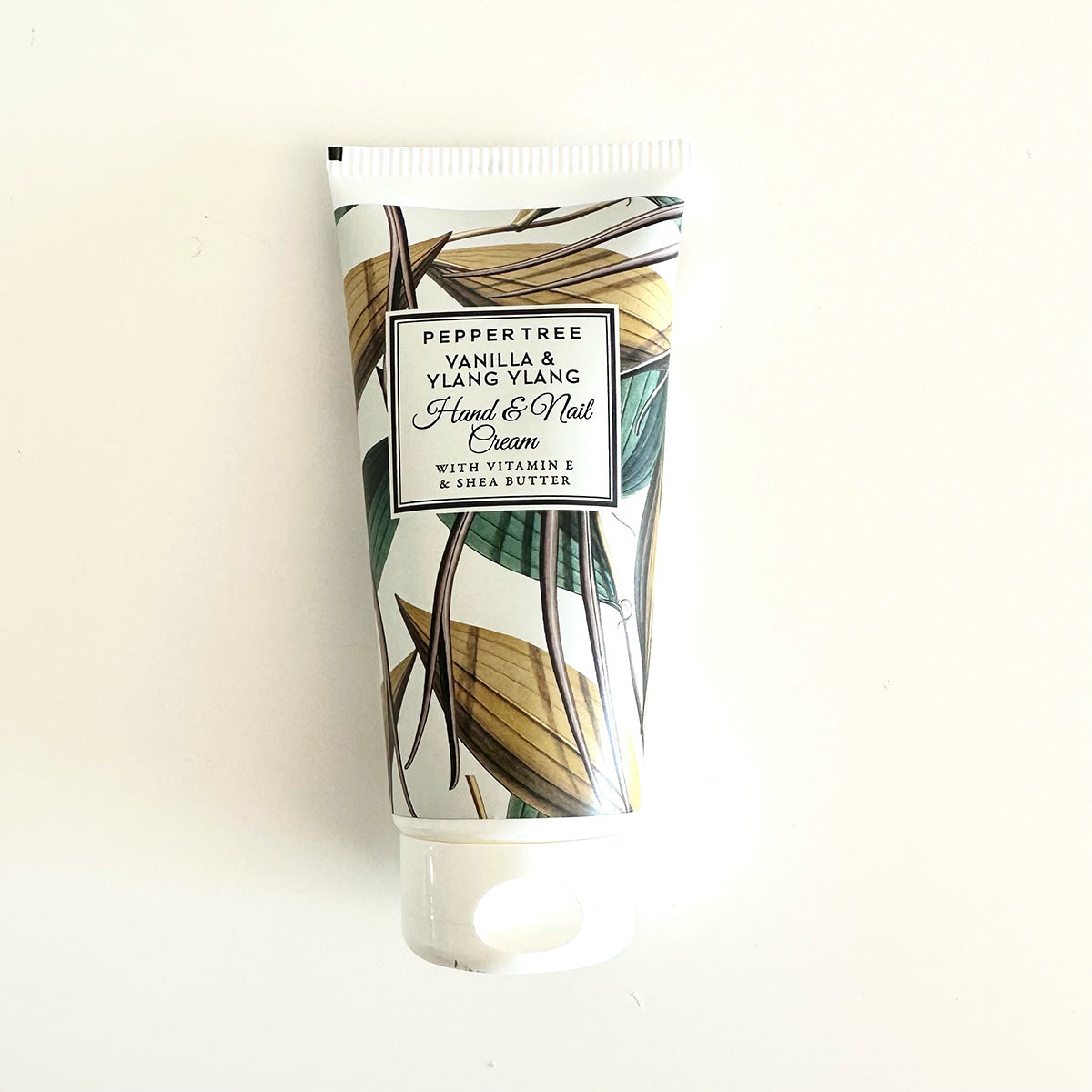 Botanical hand & nail cream